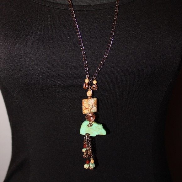 New Square Chrysocolla & Carved Turquoise Bear Totem Beaded Pendant Necklace - Picture 2 of 3